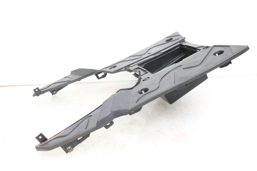 photo de STOPIEŃ PODNÓŻEK EUROCKA R8 4T 50 (2013 - 2022) - Zbliżenie techniczne