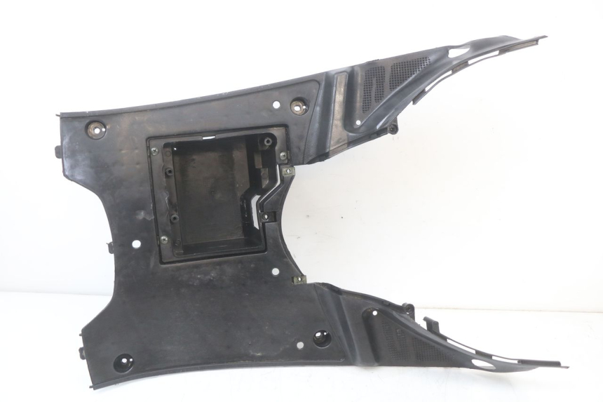 photo de STOPIEŃ PODNÓŻEK TNT MOTOR ROMA 10' 2T 50 (2011 - 2018) - Szczegół części