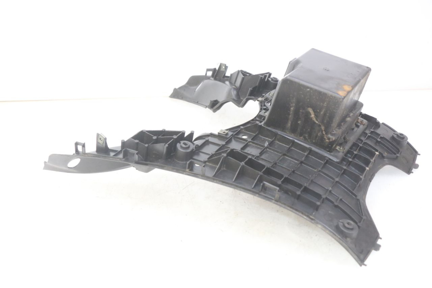 photo de STOPIEŃ PODNÓŻEK TNT MOTOR ROMA 10' 4T 50 (2019 - 2022) - Szczegół części