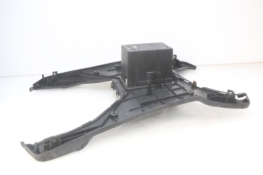 photo de STOPIEŃ PODNÓŻEK KEEWAY RY6 2T 50 (2011 - 2019) - Zoom stanu zużycia