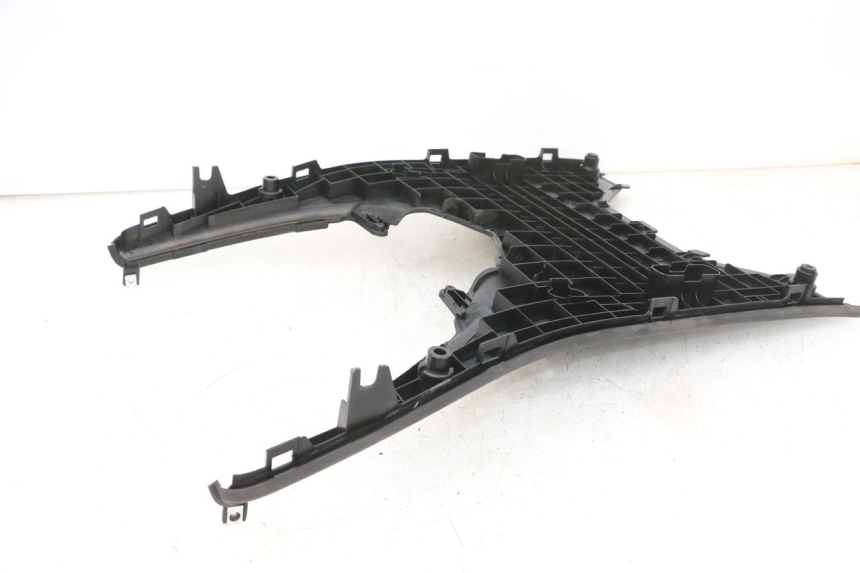 photo de STOPIEŃ PODNÓŻEK DAELIM S1 125 (2007 - 2016) - Zbliżenie techniczne