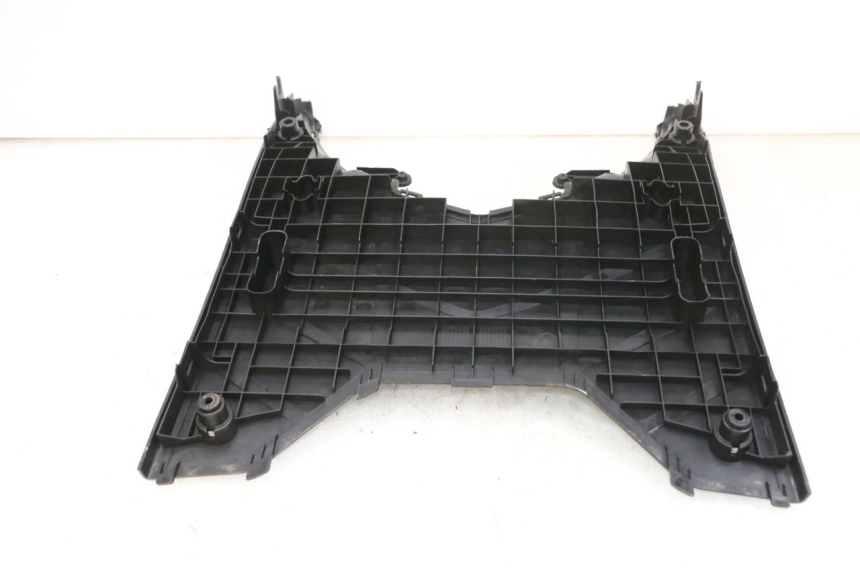 photo de STOPIEŃ PODNÓŻEK DAELIM S1 125 (2007 - 2016) - Punkty mocowania