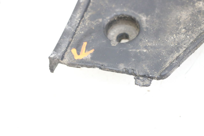 photo de STOPIEŃ PODNÓŻEK DAELIM S3 125 (2010 - 2017) - Zbliżenie komponentów