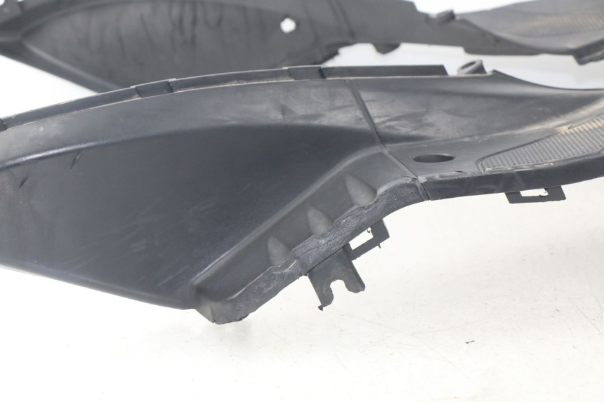 photo de STOPIEŃ PODNÓŻEK DAELIM S4 50 (2010 - 2015) - Widok produktu