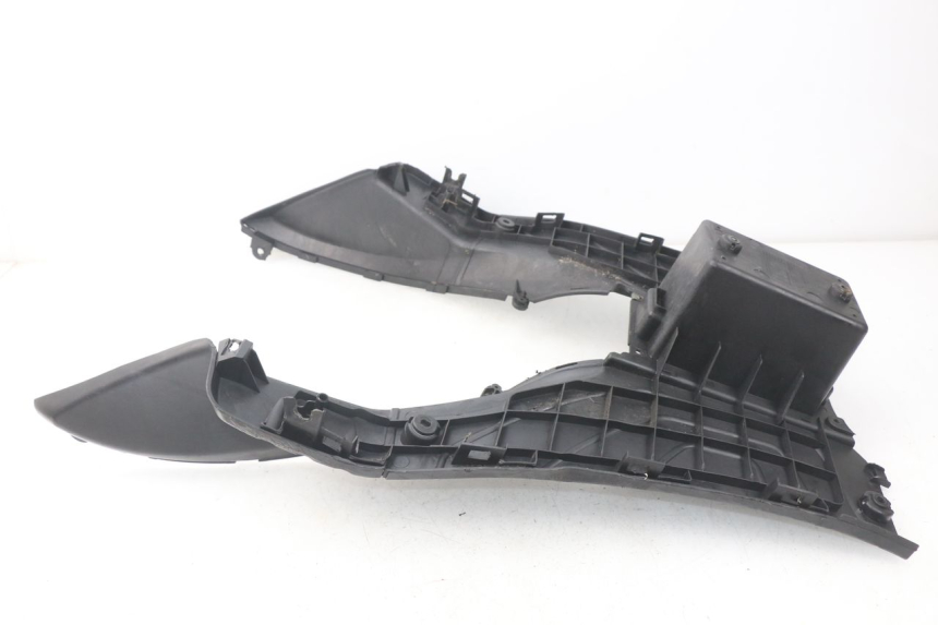 photo de STOPIEŃ PODNÓŻEK DAELIM S4 50 (2010 - 2015) - Zbliżenie techniczne