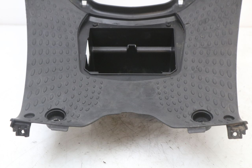 photo de STOPIEŃ PODNÓŻEK JM MOTORS SANTANA 50 (2014 - 2023) - Zbliżenie techniczne