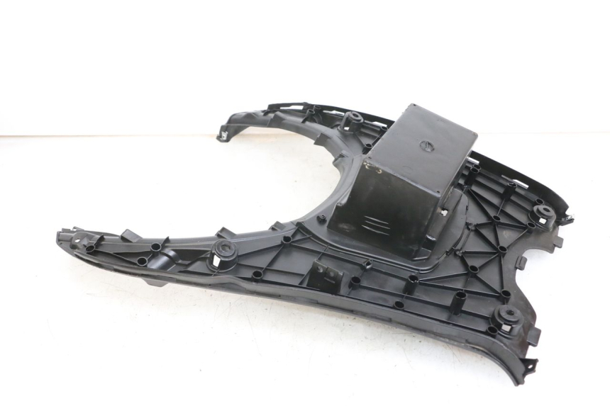 photo de STOPIEŃ PODNÓŻEK JM MOTORS SANTANA 50 (2014 - 2023) - Zbliżenie techniczne