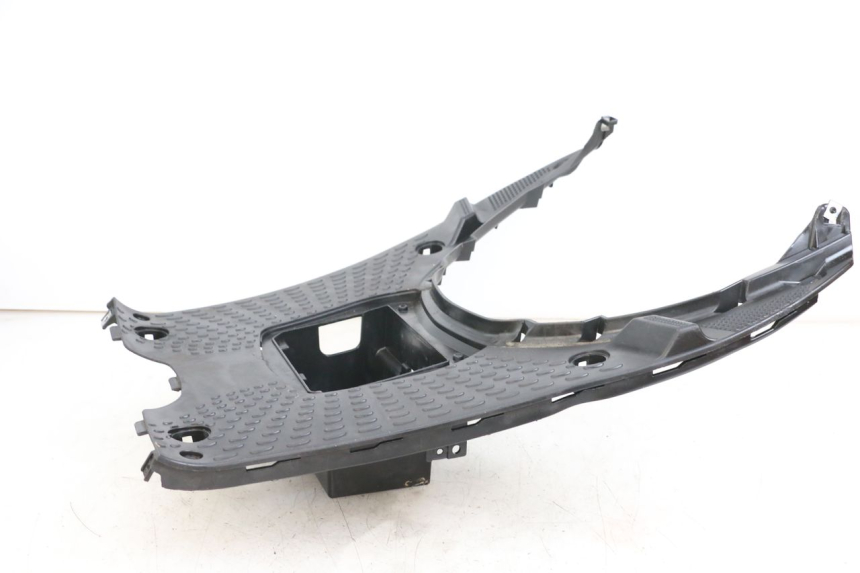 photo de STOPIEŃ PODNÓŻEK JM MOTORS SANTANA 50 (2014 - 2023) - Stan powierzchni