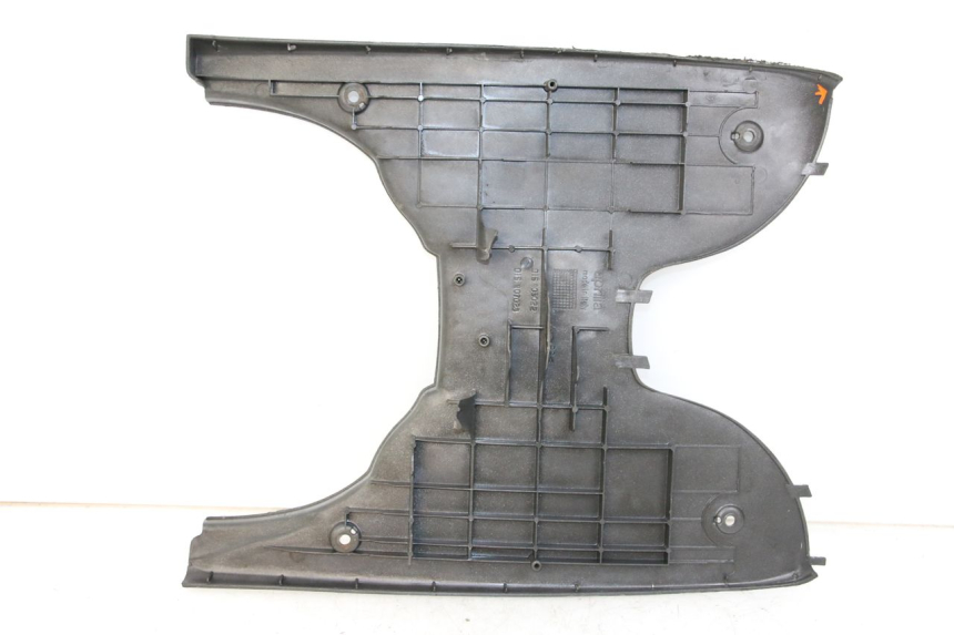 photo de STOPIEŃ PODNÓŻEK APRILIA SCARABEO 100 (2003 - 2012) - Zbliżenie techniczne