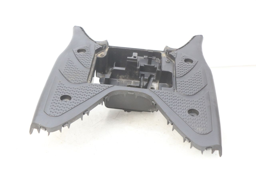 photo de STOPIEŃ PODNÓŻEK SUZUKI SIXTEEN 125 (2008 - 2010) - Inny kąt widzenia