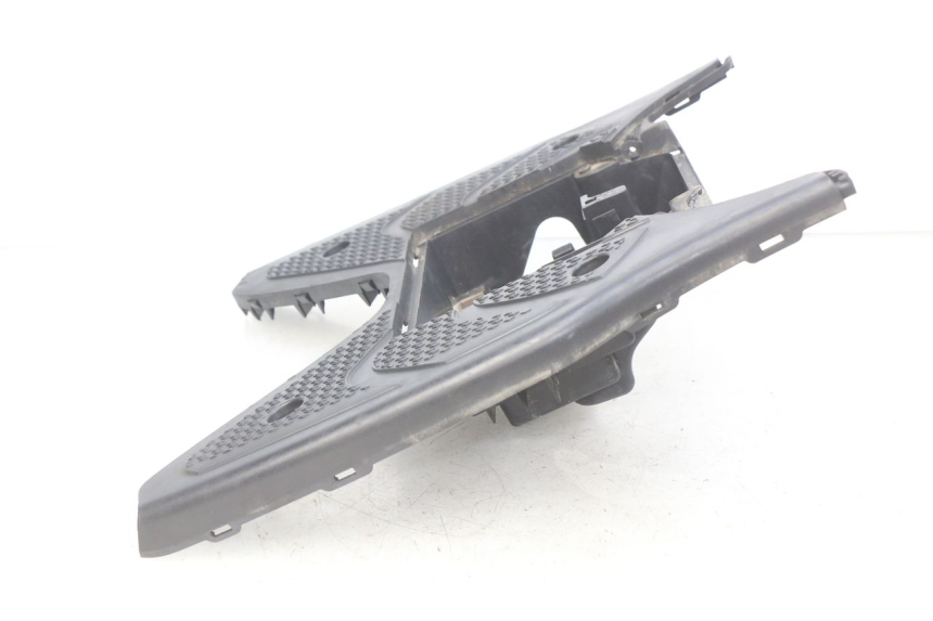 photo de STOPIEŃ PODNÓŻEK SUZUKI SIXTEEN 125 (2008 - 2010) - Widok ogólny