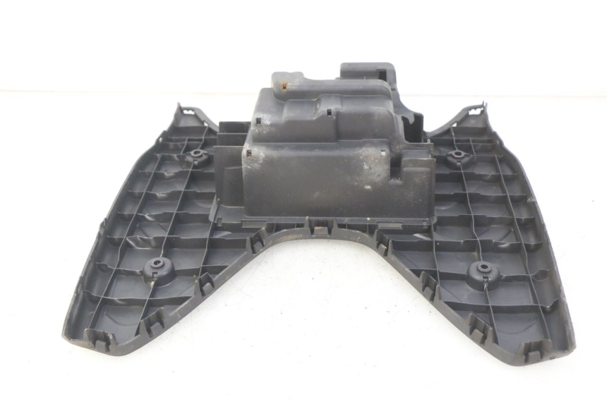 photo de STOPIEŃ PODNÓŻEK SUZUKI SIXTEEN 125 (2008 - 2010) - Zoom stanu zużycia