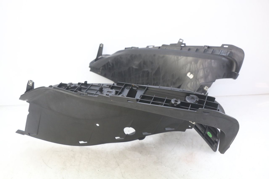 photo de STOPIEŃ PODNÓŻEK MBK SKYCRUISER 125 (2010 - 2013) - Szczegół części