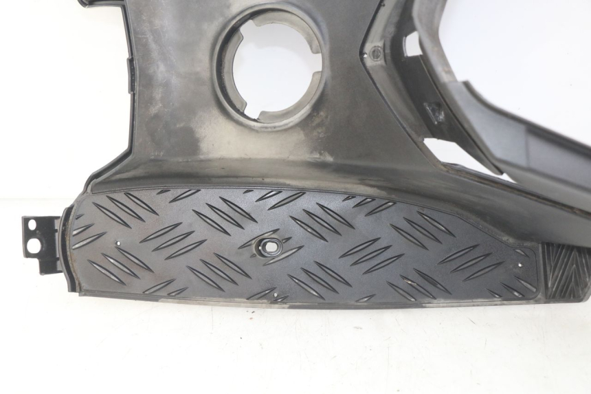 photo de STOPIEŃ PODNÓŻEK PEUGEOT SPEEDFIGHT 3 AIR 50 (2009 - 2015) - Widok z bliska