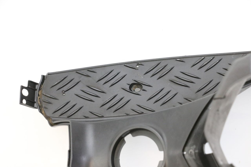 photo de STOPIEŃ PODNÓŻEK PEUGEOT SPEEDFIGHT 4 2T 50 (2015 - 2019) - Widok z bliska