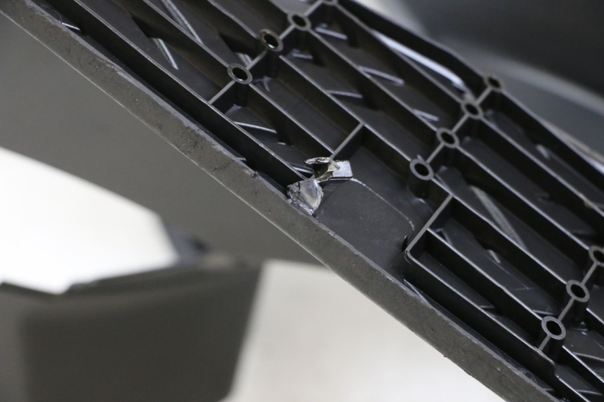 photo de STOPIEŃ PODNÓŻEK PEUGEOT SPEEDFIGHT 4 2T 50 (2015 - 2019) - Inny kąt widzenia