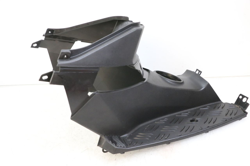 photo de STOPIEŃ PODNÓŻEK PEUGEOT SPEEDFIGHT 4 2T 50 (2015 - 2019) - Stan powierzchni