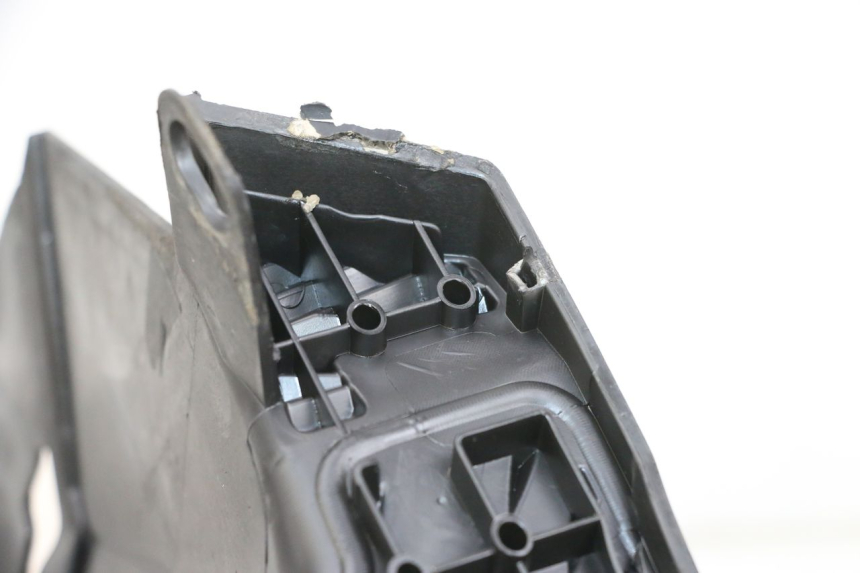 photo de STOPIEŃ PODNÓŻEK PEUGEOT SPEEDFIGHT 4 4T EFI 50 (2021 - 2025) - Szczegół części