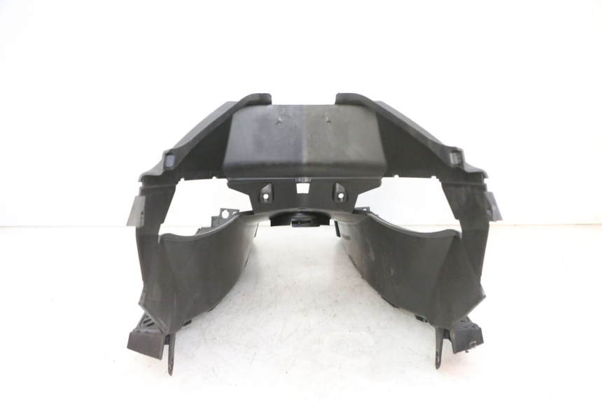 photo de STOPIEŃ PODNÓŻEK PEUGEOT SPEEDFIGHT 4 4T EFI 50 (2021 - 2025) - Szczegóły charakterystyczne