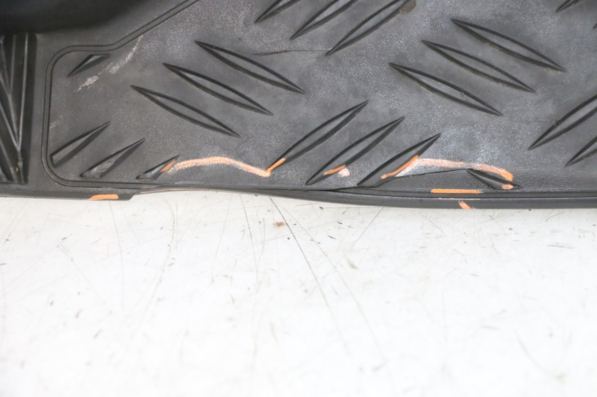 photo de STOPIEŃ PODNÓŻEK PEUGEOT SPEEDFIGHT 4 4T EFI 50 (2021 - 2025) - Widok profilu