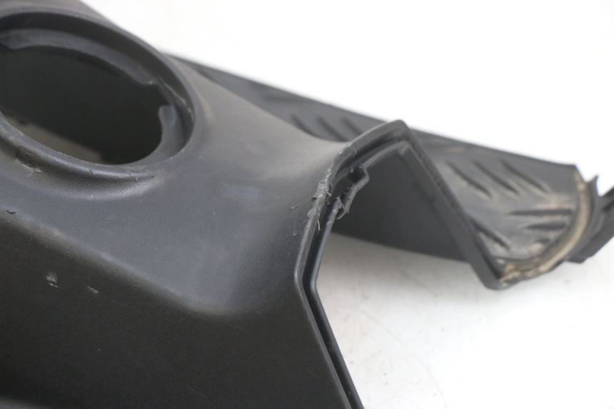 photo de STOPIEŃ PODNÓŻEK PEUGEOT SPEEDFIGHT 4 4T 50 (2015 - 2020) - Zoom stanu zużycia