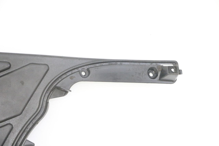 photo de STOPIEŃ PODNÓŻEK APRILIA SR 2T 50 (2018 - 2022) - Szczegóły charakterystyczne