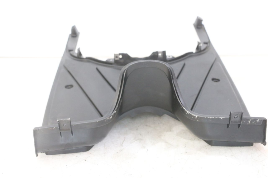 photo de STOPIEŃ PODNÓŻEK APRILIA SR 2T 50 (2018 - 2022) - Stan powierzchni