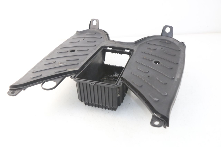 photo de STOPIEŃ PODNÓŻEK PEUGEOT STREETZONE 2T 50 (2014 - 2019) - Inny kąt widzenia