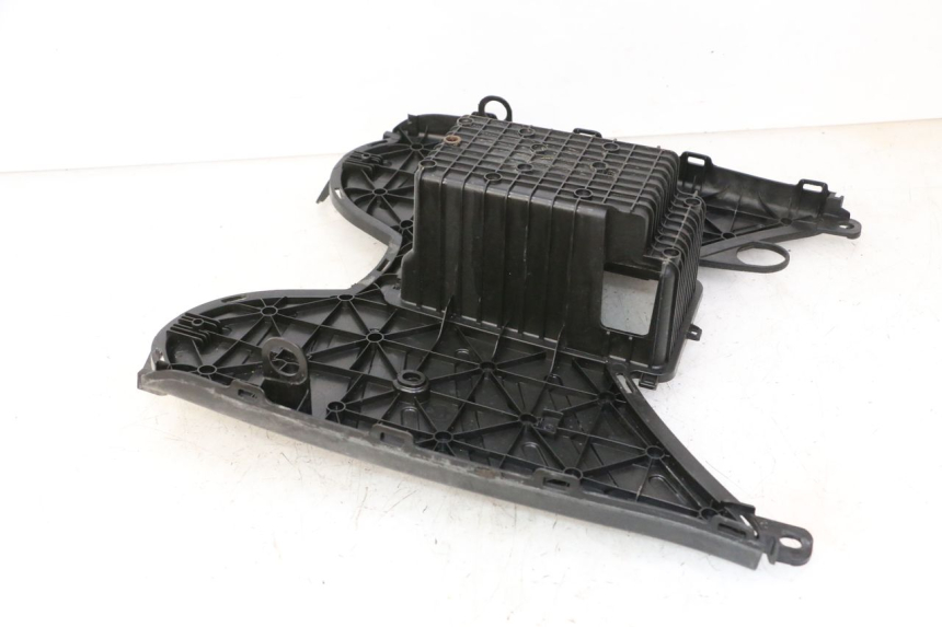 photo de STOPIEŃ PODNÓŻEK PEUGEOT STREETZONE I NAKED 2T 50 (2018 - 2020) - Zoom stanu zużycia