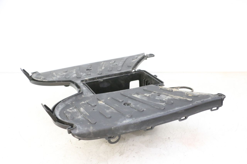 photo de STOPIEŃ PODNÓŻEK PEUGEOT STREETZONE I NAKED 2T 50 (2018 - 2020) - Widok ogólny