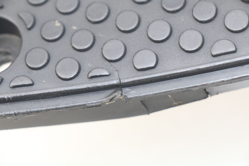 photo de STOPIEŃ PODNÓŻEK KYMCO SUPER 8 4T 50 (2018 - 2020) - Inny kąt widzenia