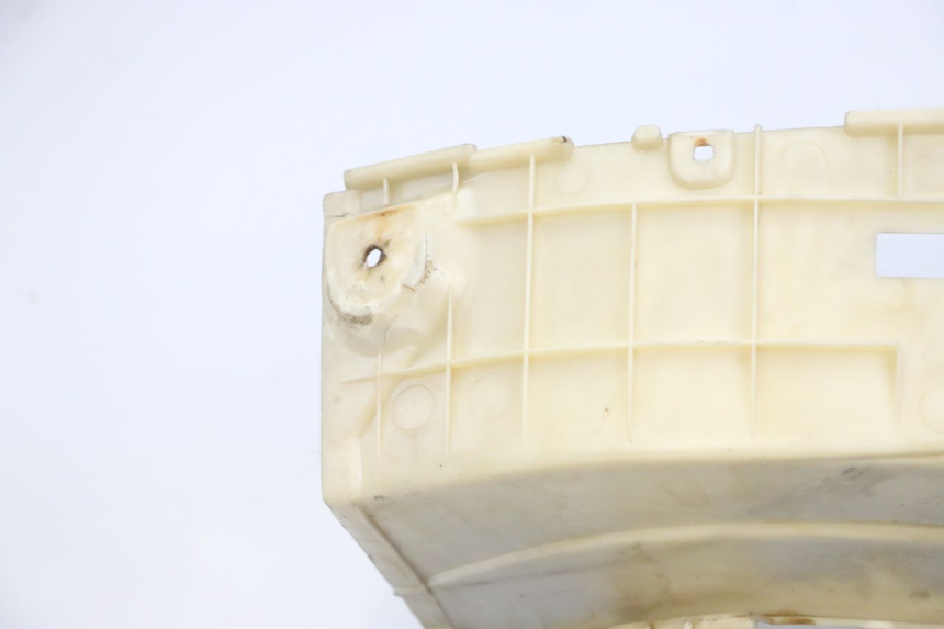 photo de STOPIEŃ PODNÓŻEK PIAGGIO SUPER LX 125 (2000 - 2003) - Zbliżenie techniczne