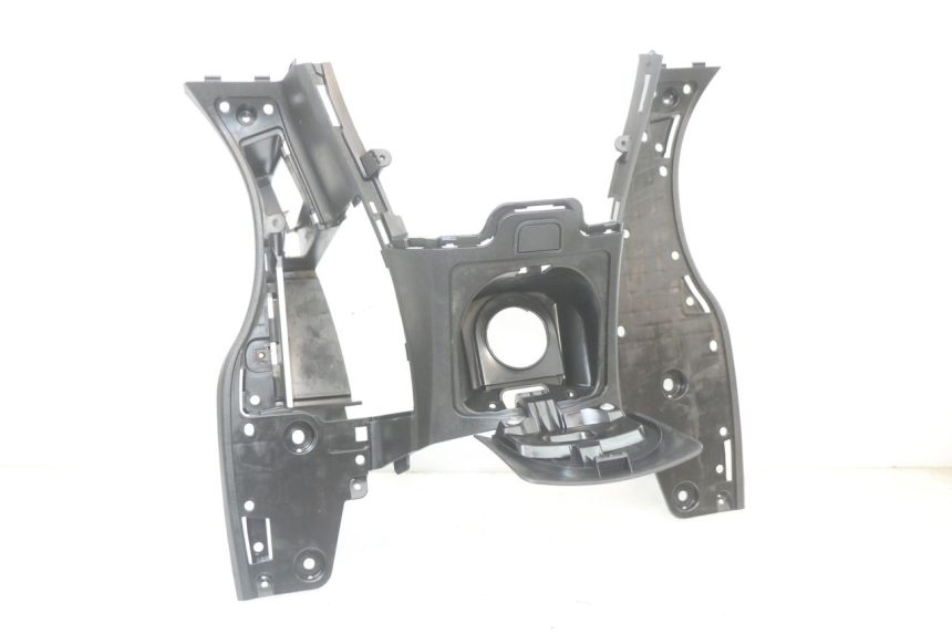 photo de STOPIEŃ PODNÓŻEK SUZUKI BURGMAN 125 (2018 - 2021) - Szczegół części