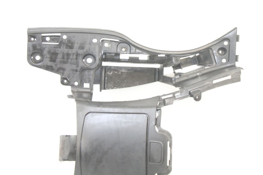 photo de STOPIEŃ PODNÓŻEK SUZUKI BURGMAN 125 (2015 - 2017) - Inny kąt widzenia