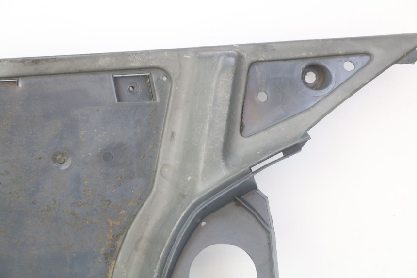 photo de STOPIEŃ PODNÓŻEK PEUGEOT SV 125 (1991 - 1994) - Zbliżenie komponentów