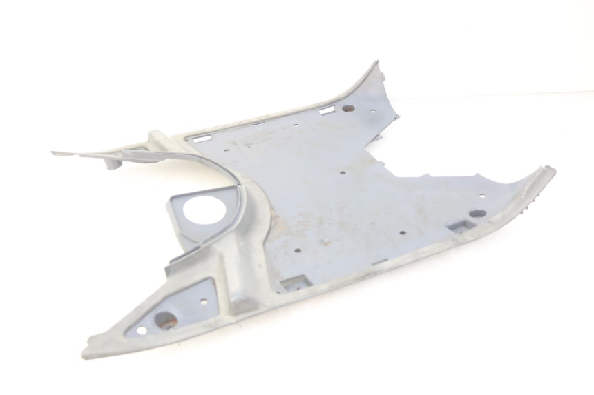 photo de STOPIEŃ PODNÓŻEK PEUGEOT SV 125 (1991 - 1994) - Inny kąt widzenia