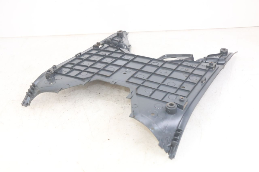 photo de STOPIEŃ PODNÓŻEK PEUGEOT SV 125 (1991 - 1994) - Zoom stanu zużycia