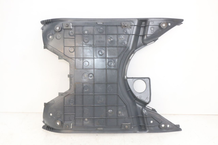 photo de STOPIEŃ PODNÓŻEK PEUGEOT SV 125 (1991 - 1994) - Inny kąt widzenia