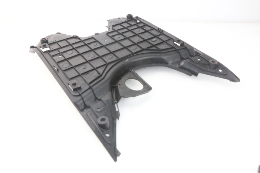 photo de STOPIEŃ PODNÓŻEK PEUGEOT SV 50 (1992 - 2004) - Inny kąt widzenia