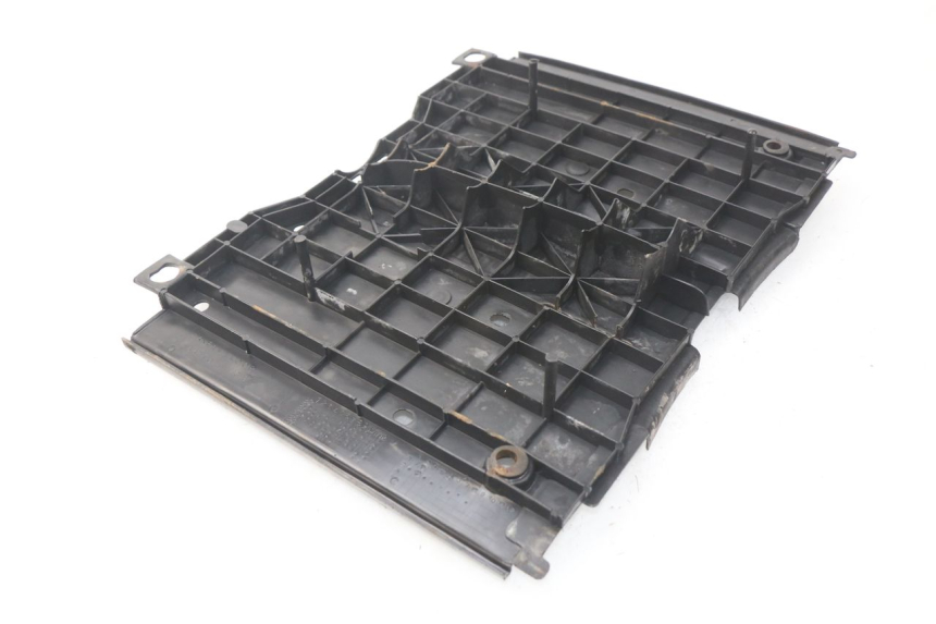 photo de STOPIEŃ PODNÓŻEK PEUGEOT SX 80 (1986 - 1995) - Inny kąt widzenia