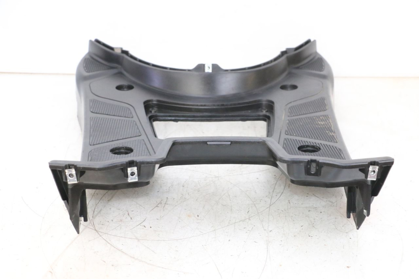 photo de STOPIEŃ PODNÓŻEK NECO TEMPO 4T 50 (2022 - 2026) - Stan powierzchni