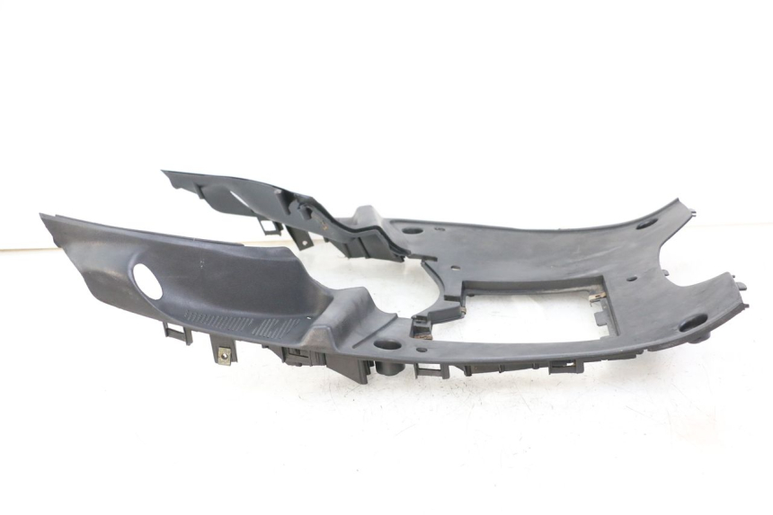 photo de STOPIEŃ PODNÓŻEK TNT MOTOR ROMA 10' 2T 50 (2011 - 2018) - Zbliżenie techniczne