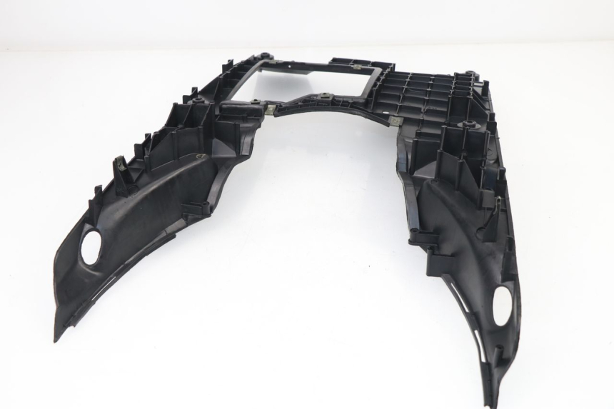 photo de STOPIEŃ PODNÓŻEK TNT MOTOR ROMA 10' 4T 50 (2007 - 2018) - Zbliżenie techniczne