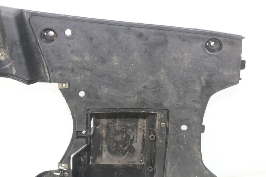 photo de STOPIEŃ PODNÓŻEK BAOTIAN TRAVEL SPIRIT 50 (2010 - 2012) - Szczegóły charakterystyczne