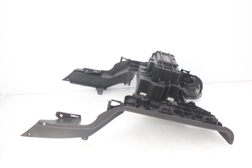 photo de STOPIEŃ PODNÓŻEK PEUGEOT TWEET 4T 50 (2018 - 2022) - Inny kąt widzenia