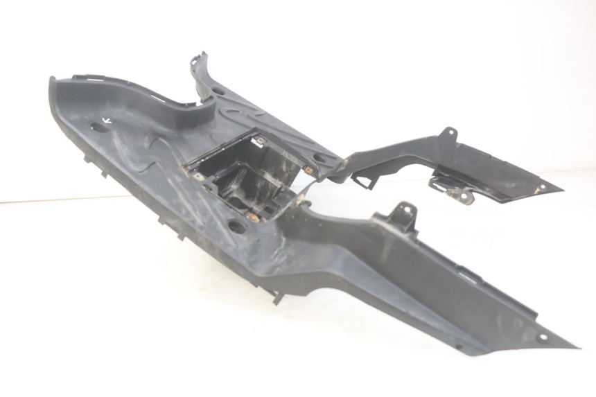 photo de STOPIEŃ PODNÓŻEK PEUGEOT TWEET 4T 50 (2010 - 2014) - Stan powierzchni