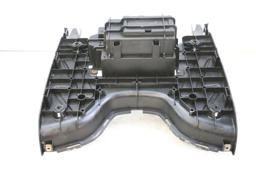 photo de STOPIEŃ PODNÓŻEK PEUGEOT TWEET 4T 50 (2018 - 2022) - Inny kąt widzenia