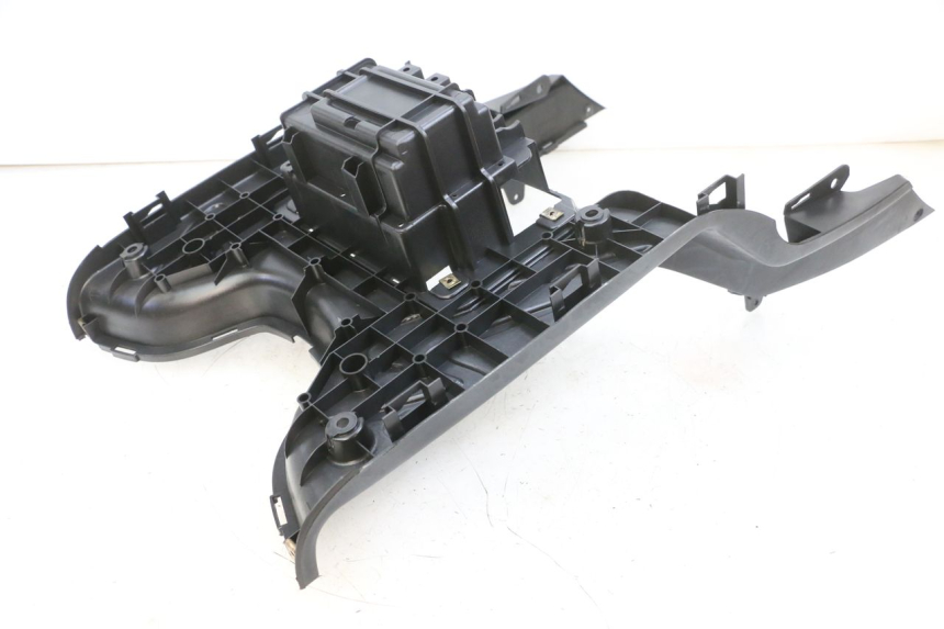 photo de STOPIEŃ PODNÓŻEK PEUGEOT TWEET PRO EFI 4T 50 (2021 - 2022) - Szczegół części