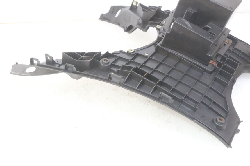 photo de STOPIEŃ PODNÓŻEK PEUGEOT V-CLIC VCLIC 50 (2007 - 2013) - Zoom stanu zużycia