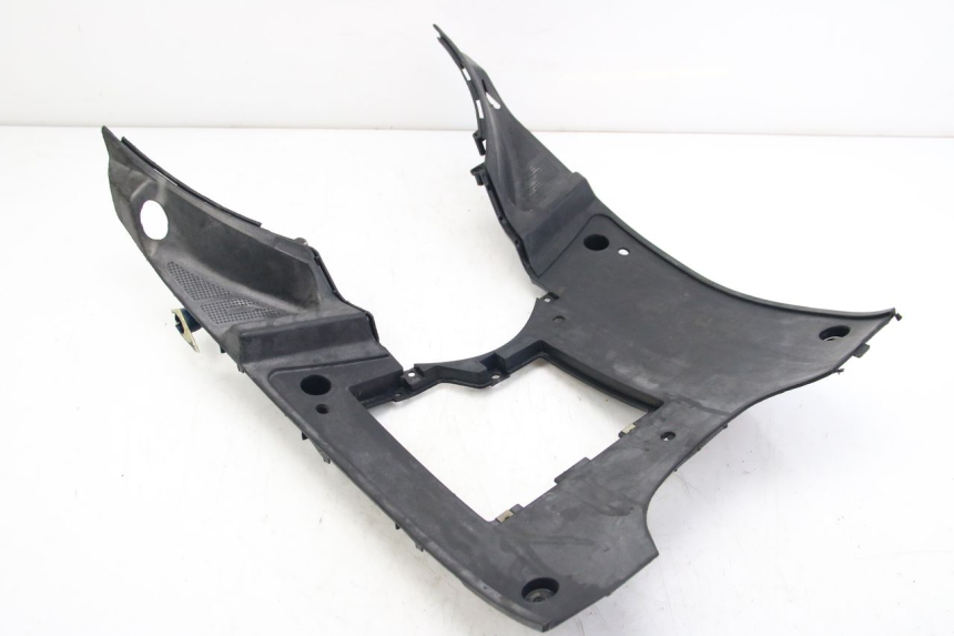 photo de STOPIEŃ PODNÓŻEK PEUGEOT V-CLIC VCLIC 50 (2007 - 2013) - Zbliżenie techniczne